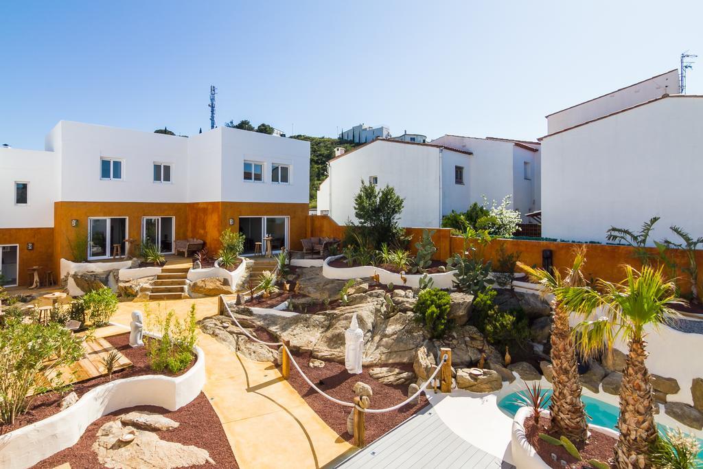 Vista Roses Mar - Villas Batik Exterior foto