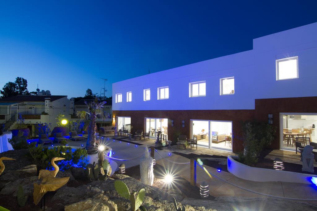 Vista Roses Mar - Villas Batik Exterior foto